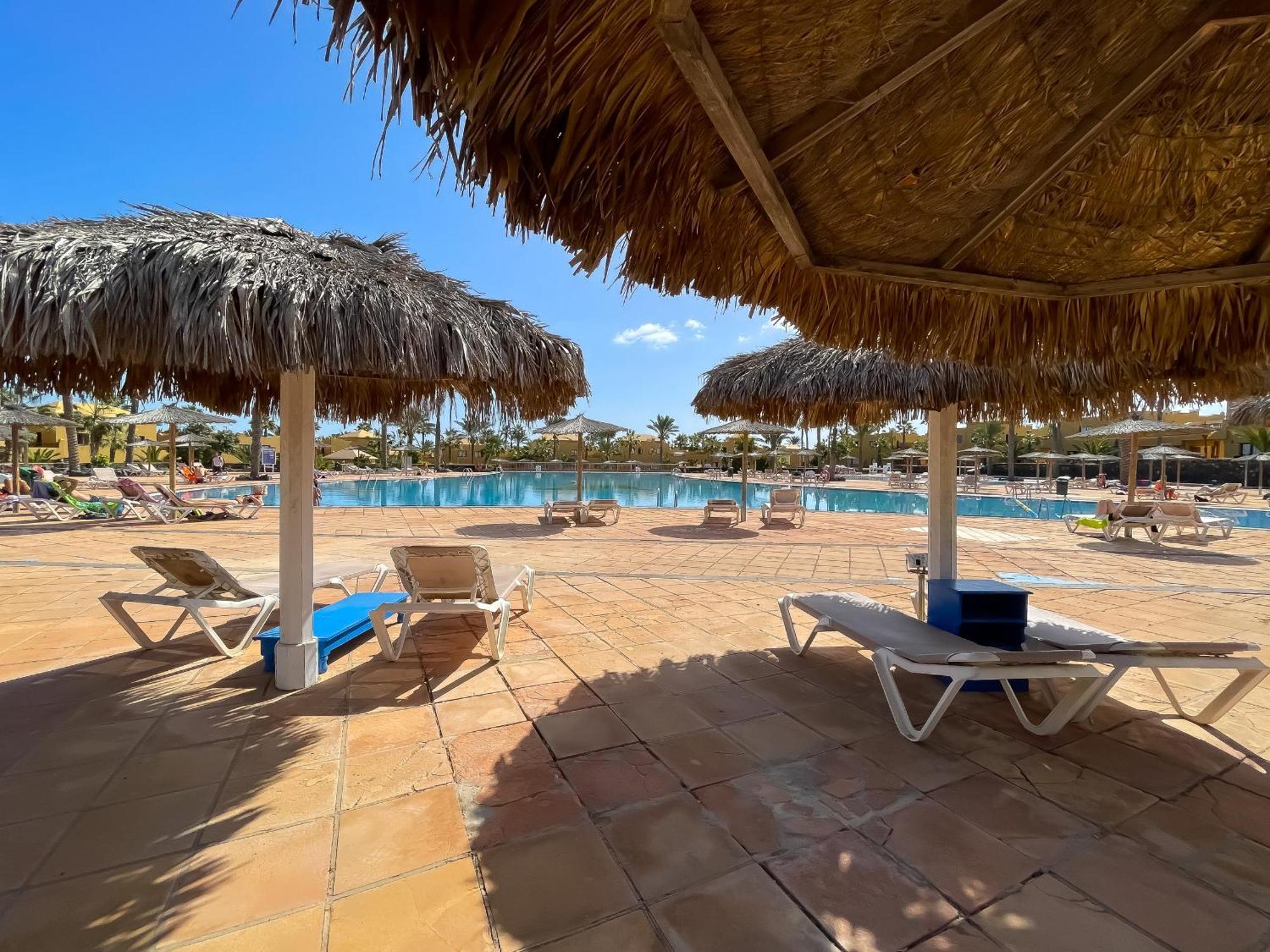 B-Rent Casa Angela Pool View Apartment Corralejo Exterior photo